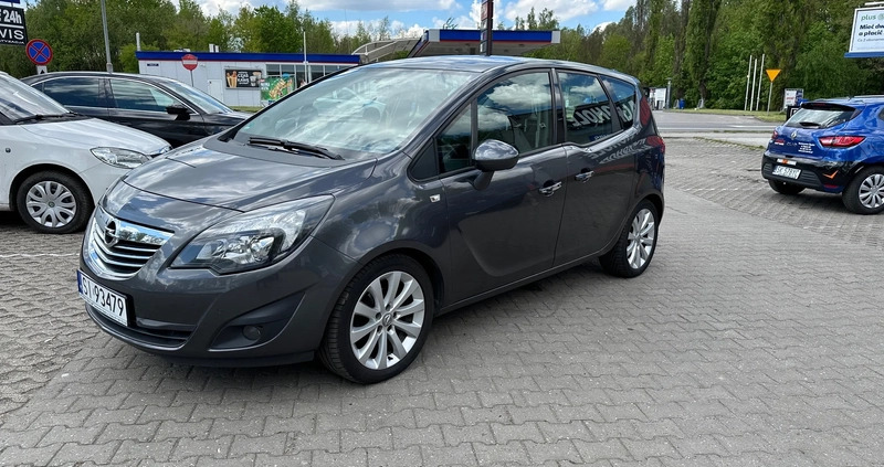 Opel Meriva cena 24900 przebieg: 229000, rok produkcji 2011 z Okonek małe 191